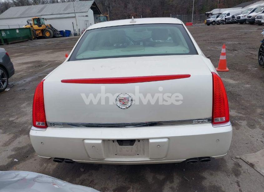 Photo 16 of 2009 Cadillac Dts 1SB (VIN 1G6KD57Y39U127596)