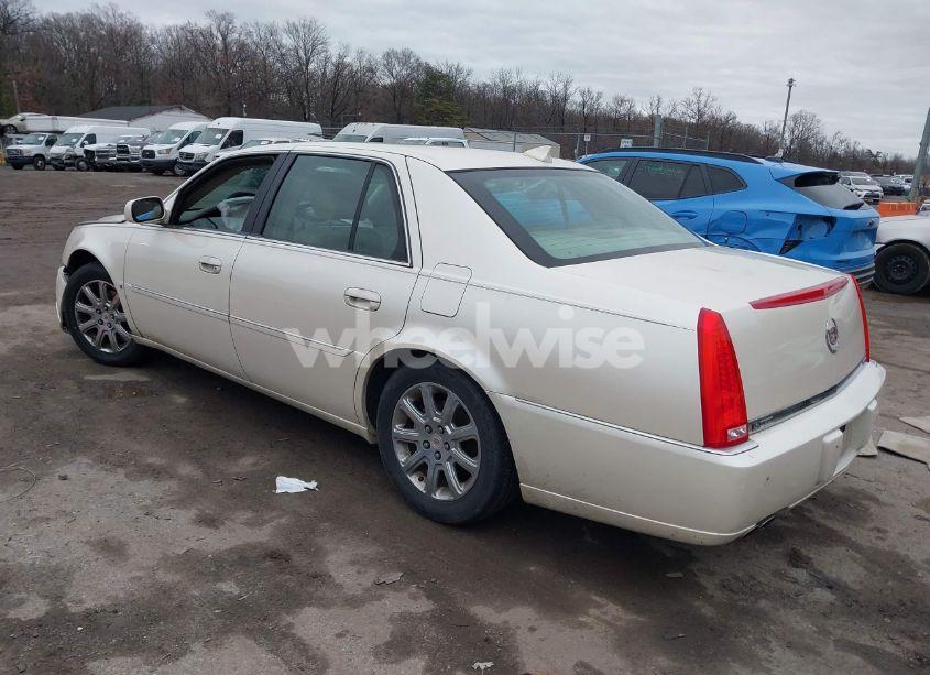 Photo 3 of 2009 Cadillac Dts 1SB (VIN 1G6KD57Y39U127596)