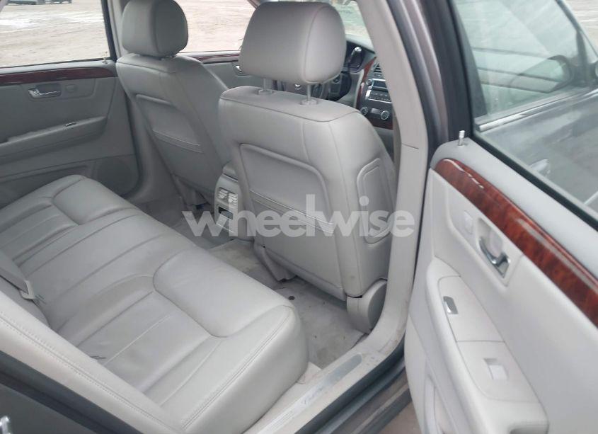 Photo 8 of 2006 Cadillac Dts (VIN 1G6KD57Y56U117907)