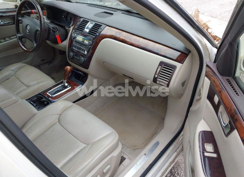 Photo 5 of 2007 Cadillac Dts LUXURY II (VIN 1G6KD57Y57U145675)