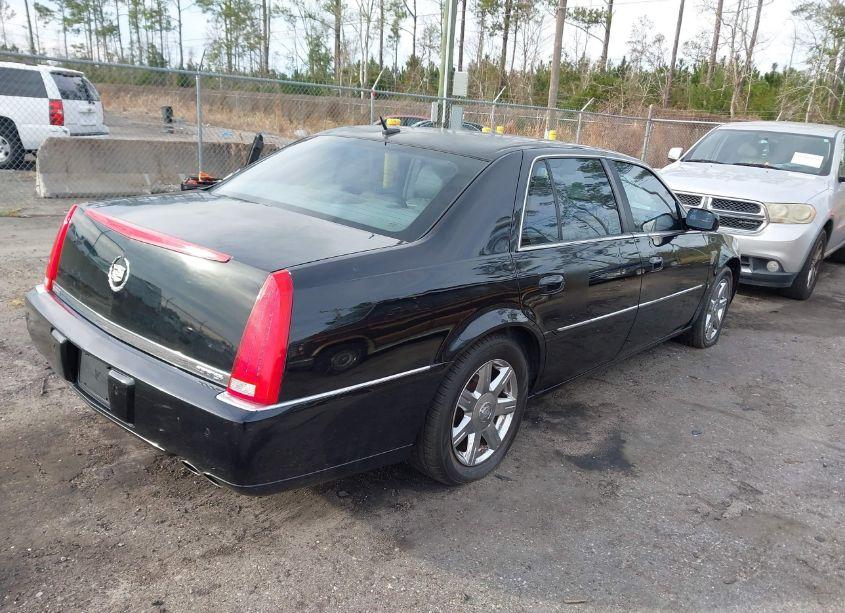Photo 4 of 2007 Cadillac Dts LUXURY I (VIN 1G6KD57Y57U173993)