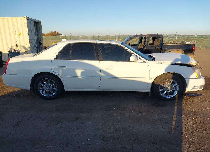Photo 13 of 2009 Cadillac Dts 1SB (VIN 1G6KD57Y59U130113)