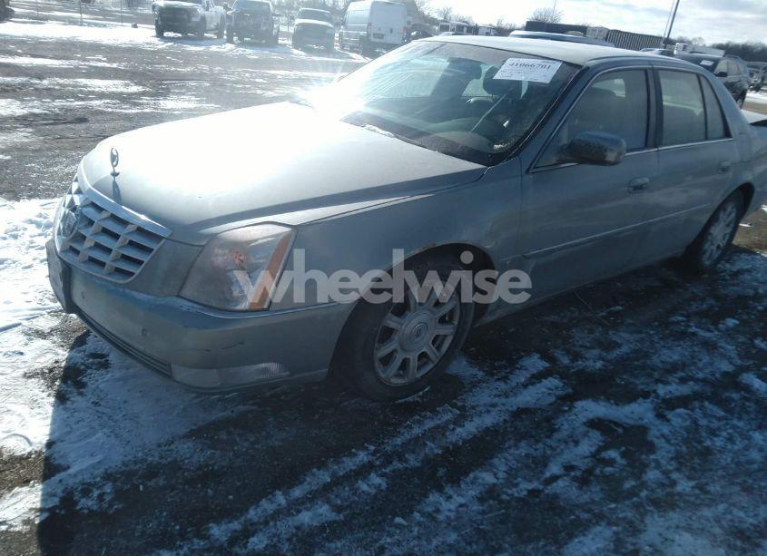 Photo 2 of 2006 Cadillac Dts STANDARD (VIN 1G6KD57Y66U122176)