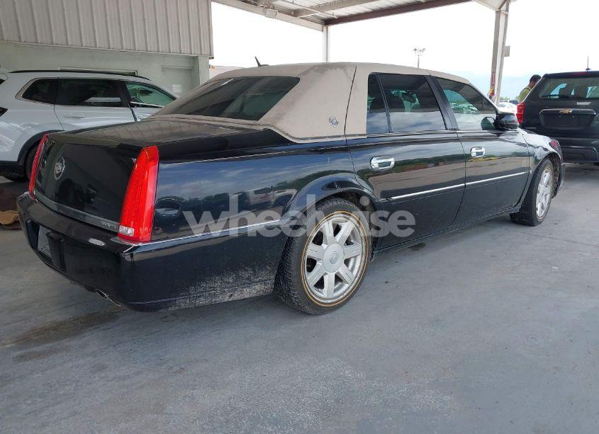Photo 4 of 2007 Cadillac Dts LUXURY I (VIN 1G6KD57Y67U170651)
