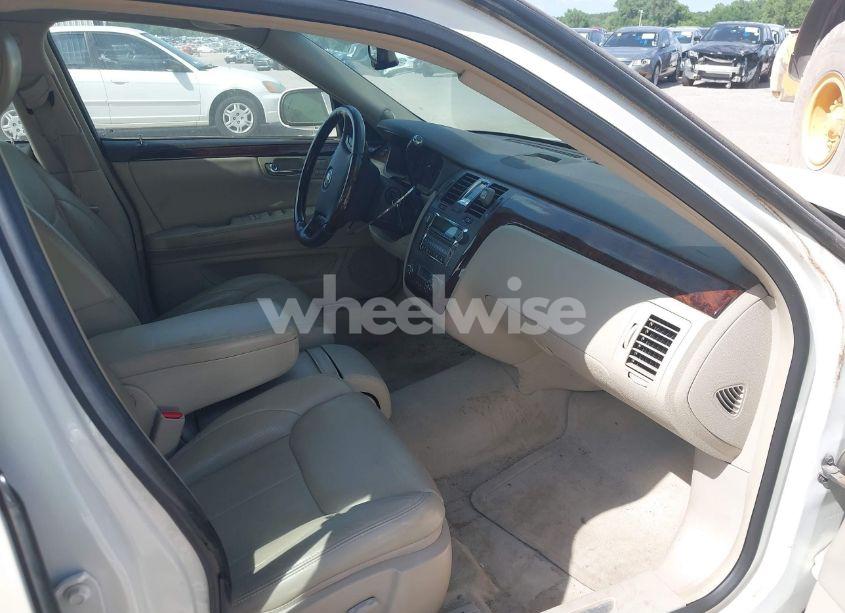 Photo 5 of 2009 Cadillac Dts 1SB (VIN 1G6KD57Y69U111845)