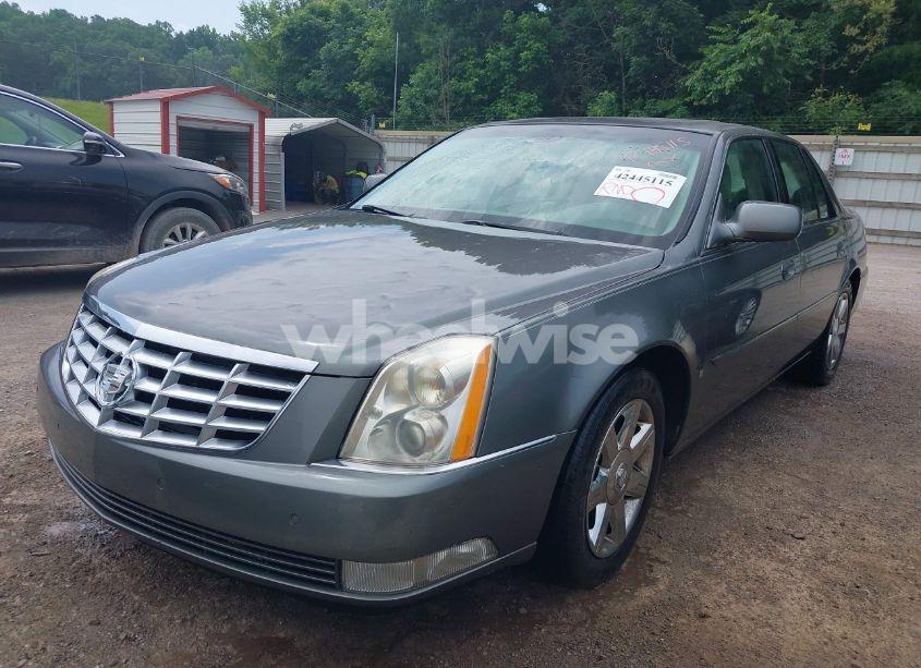 Photo 2 of 2006 Cadillac Dts (VIN 1G6KD57Y76U244707)