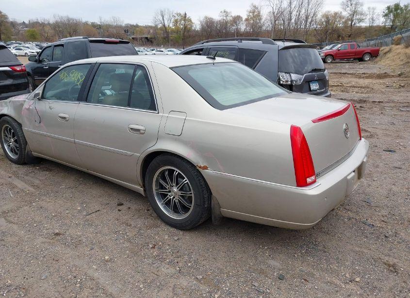 Photo 3 of 2007 Cadillac Dts LUXURY I (VIN 1G6KD57Y87U186723)