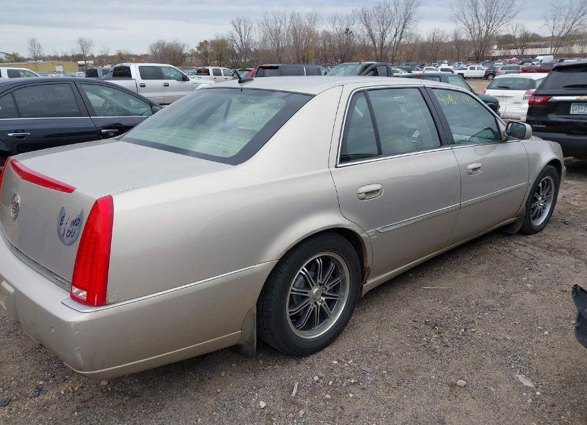 Photo 4 of 2007 Cadillac Dts LUXURY I (VIN 1G6KD57Y87U186723)