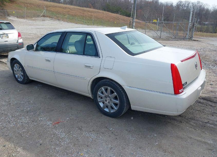 Photo 3 of 2009 Cadillac Dts 1SD (VIN 1G6KD57Y89U119042)