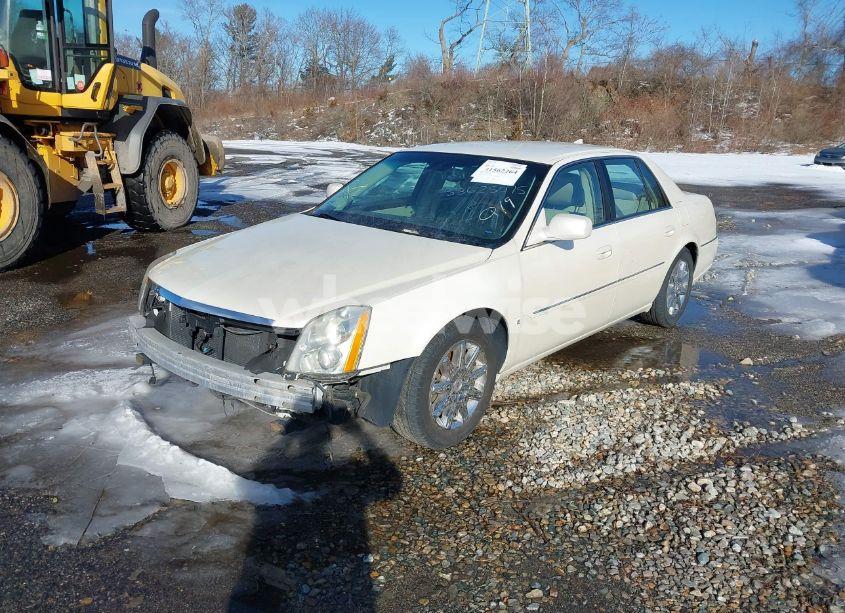 Photo 2 of 2009 Cadillac Dts 1SD (VIN 1G6KD57Y89U122989)