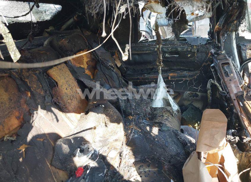 Photo 8 of 2009 Cadillac Dts 1SA (VIN 1G6KD57Y89U133765)