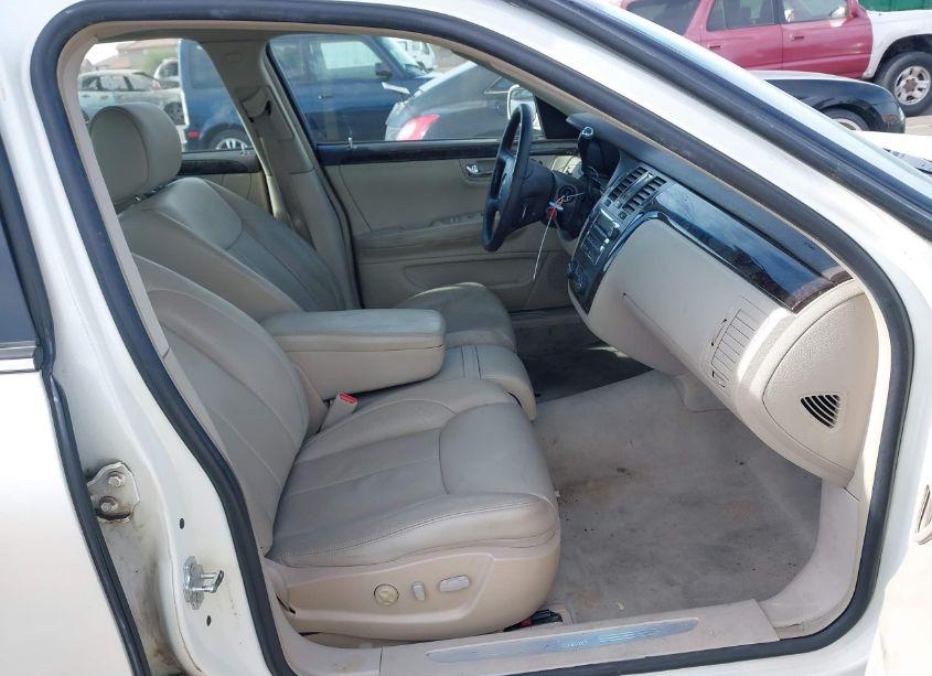 Photo 5 of 2008 Cadillac Dts 1SB (VIN 1G6KD57Y98U184304)