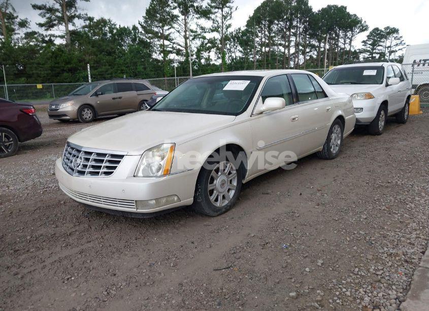 Photo 2 of 2008 Cadillac Dts 1SC (VIN 1G6KD57Y98U202980)