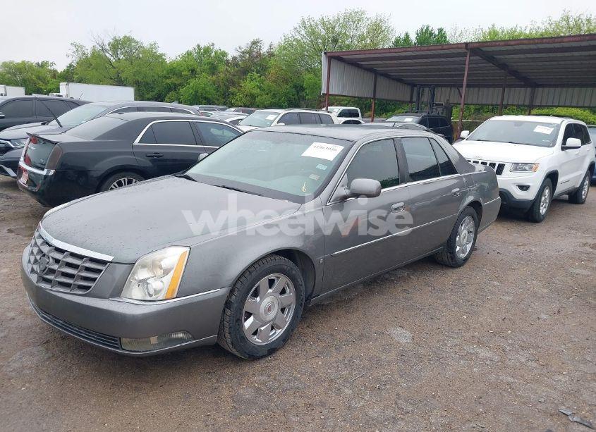 Photo 2 of 2006 Cadillac Dts (VIN 1G6KD57YX6U117496)