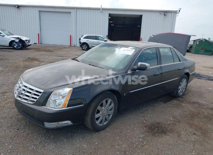 Photo 2 of 2006 Cadillac Dts (VIN 1G6KD57YX6U133150)