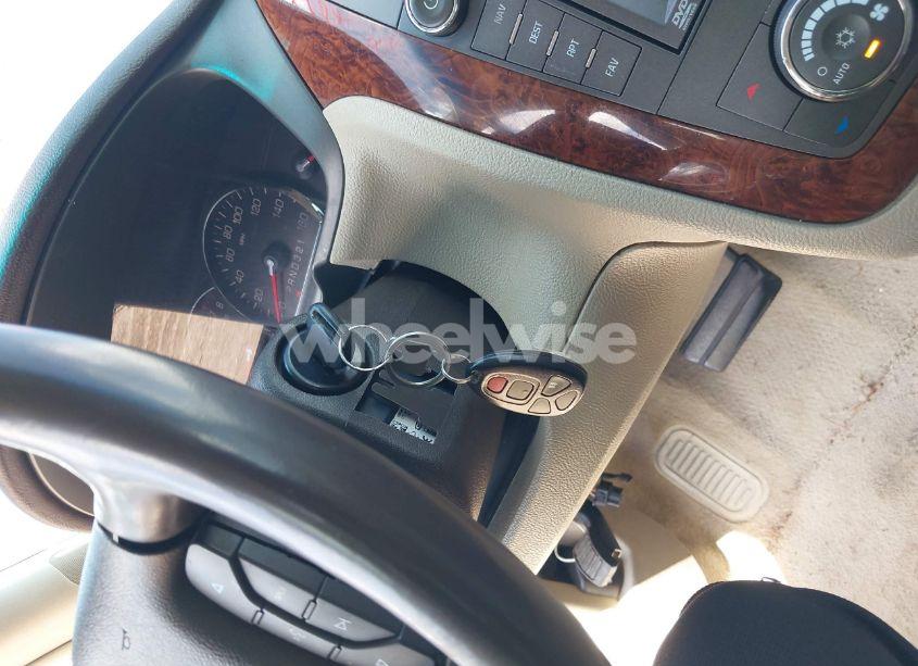 Photo 11 of 2007 Cadillac Dts LUXURY I (VIN 1G6KD57YX7U178039)