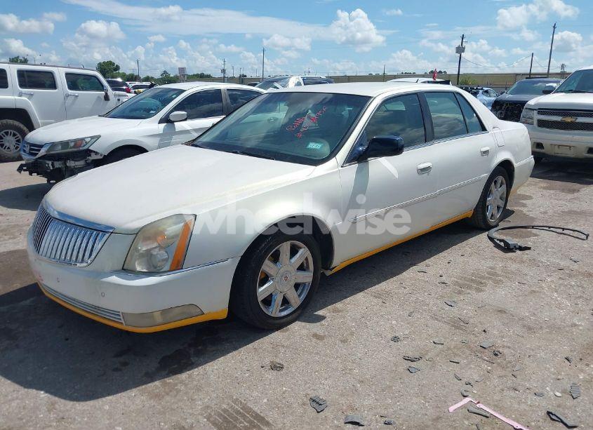 Photo 2 of 2007 Cadillac Dts LUXURY I (VIN 1G6KD57YX7U178039)