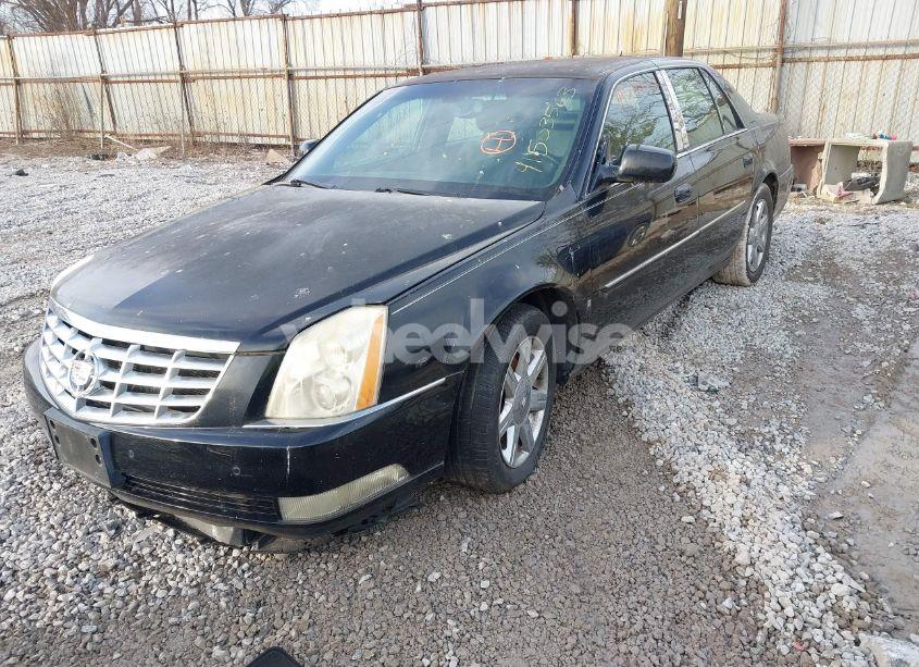Photo 2 of 2007 Cadillac Dts LUXURY I (VIN 1G6KD57YX7U180258)