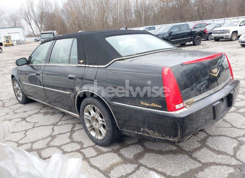 Photo 3 of 2009 Cadillac Dts 1SC (VIN 1G6KD57YX9U145626)