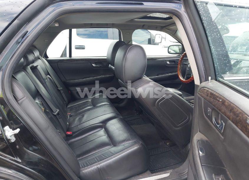 Photo 8 of 2011 Cadillac Dts LUXURY COLLECTION (VIN 1G6KD5E60BU142757)