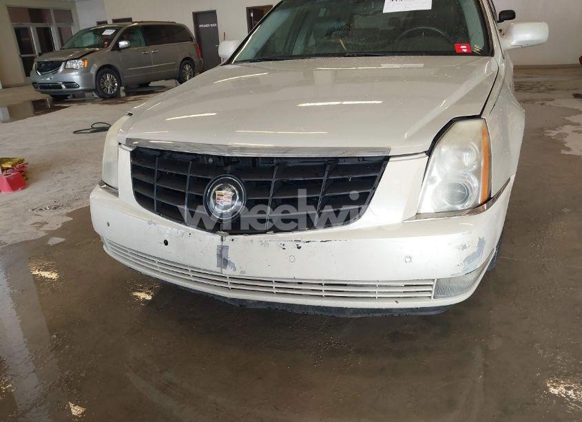 Photo 6 of 2011 Cadillac Dts LUXURY COLLECTION (VIN 1G6KD5E61BU123943)