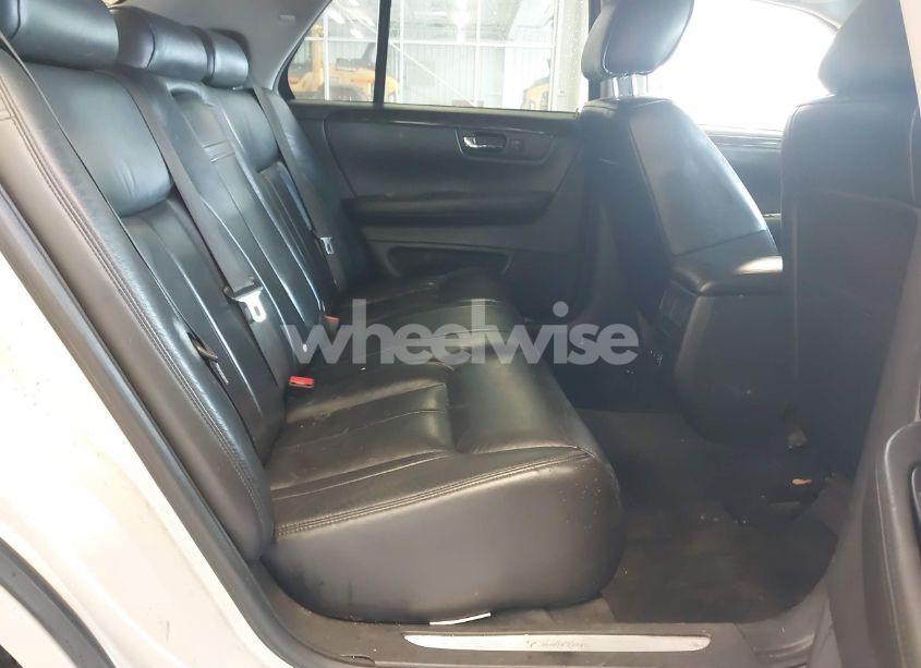 Photo 8 of 2011 Cadillac Dts LUXURY COLLECTION (VIN 1G6KD5E61BU123943)