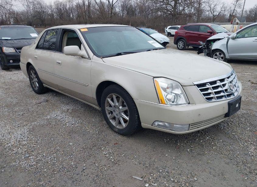 2011 Cadillac Dts LUXURY COLLECTION (VIN 1G6KD5E61BU143884) main photo
