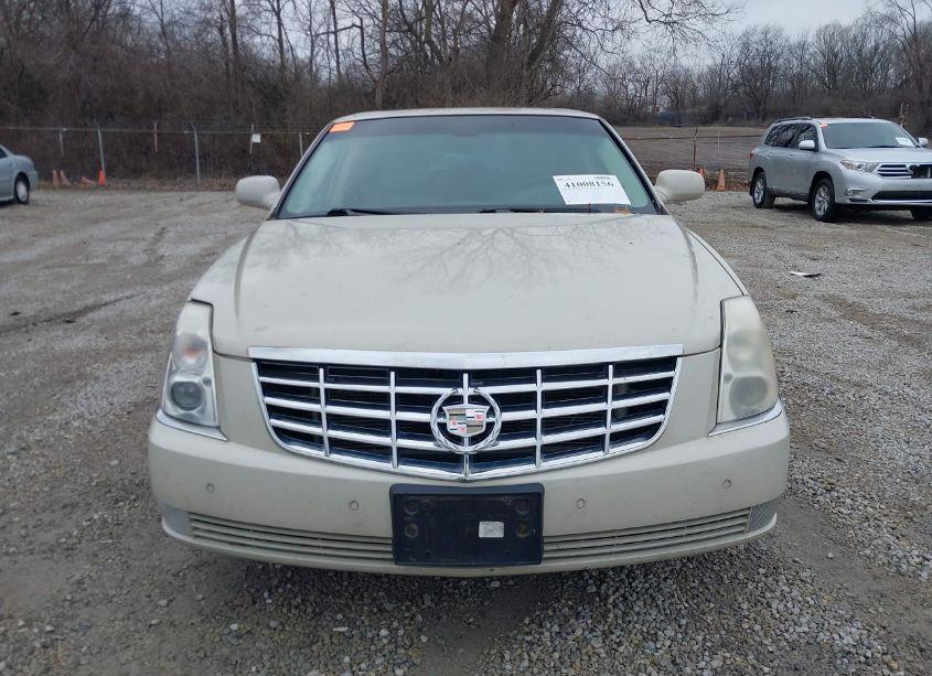 Photo 12 of 2011 Cadillac Dts LUXURY COLLECTION (VIN 1G6KD5E61BU143884)