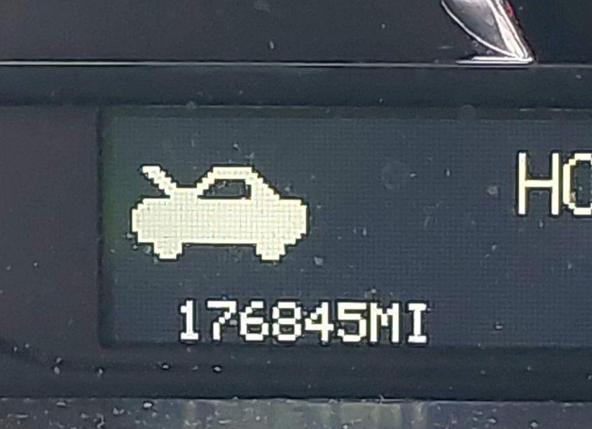 Photo 15 of 2011 Cadillac Dts LUXURY COLLECTION (VIN 1G6KD5E61BU143884)