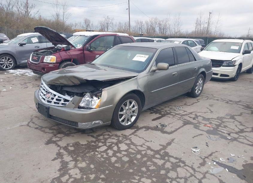 Photo 2 of 2011 Cadillac Dts LUXURY COLLECTION (VIN 1G6KD5E61BU144551)