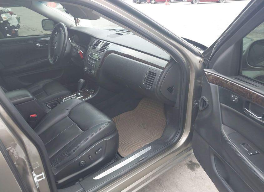 Photo 5 of 2011 Cadillac Dts LUXURY COLLECTION (VIN 1G6KD5E61BU144551)