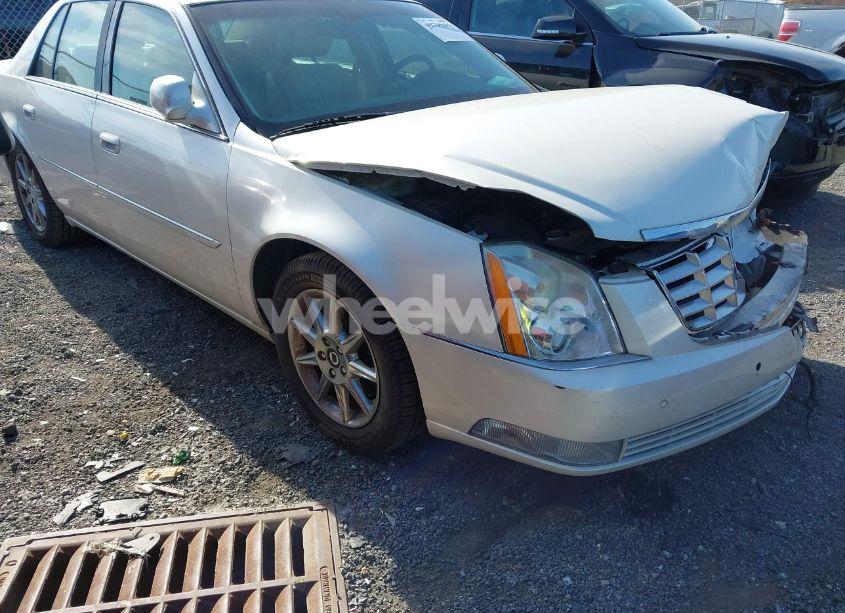 2011 Cadillac Dts LUXURY COLLECTION (VIN 1G6KD5E63BU139979) main photo