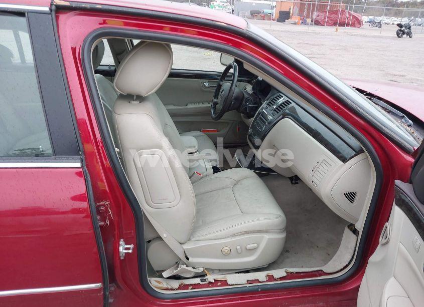 Photo 5 of 2011 Cadillac Dts LUXURY COLLECTION (VIN 1G6KD5E64BU140087)