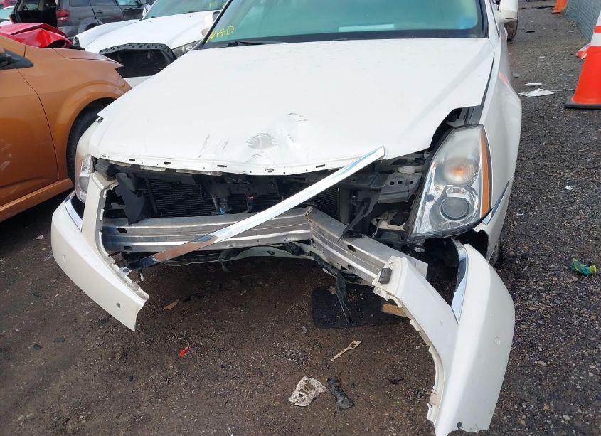 Photo 6 of 2011 Cadillac Dts LUXURY COLLECTION (VIN 1G6KD5E68BU120893)