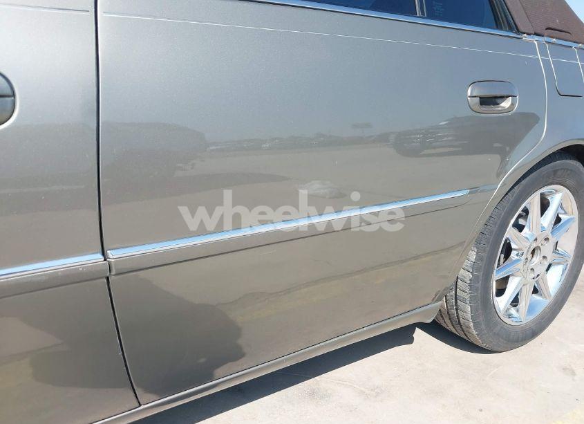 Photo 19 of 2011 Cadillac Dts LUXURY COLLECTION (VIN 1G6KD5E68BU150489)