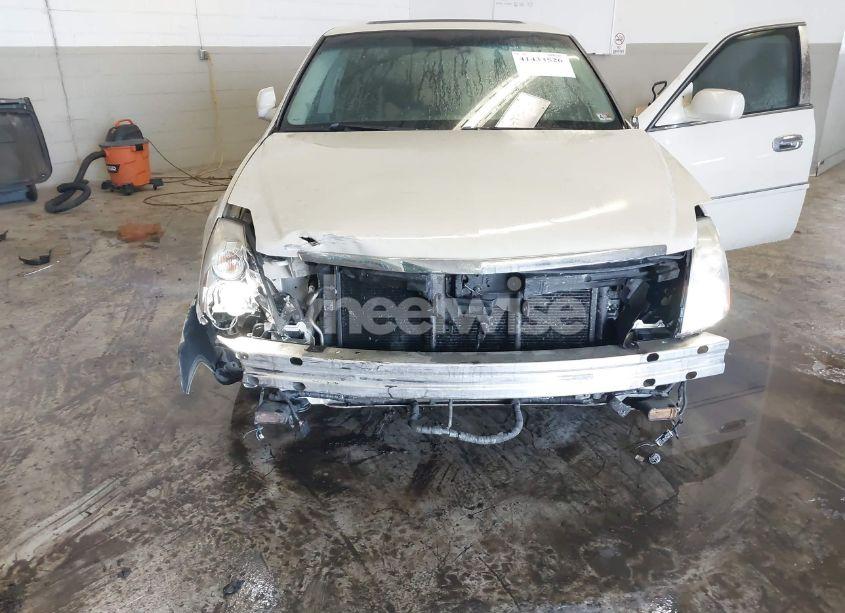 Photo 6 of 2011 Cadillac Dts LUXURY COLLECTION (VIN 1G6KD5E68BU151058)