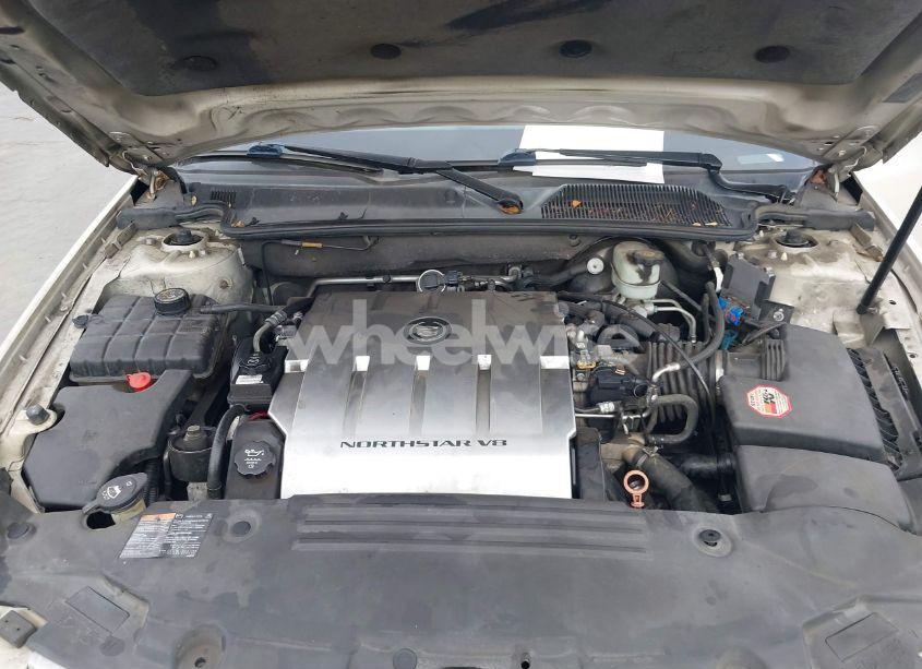 Photo 10 of 2011 Cadillac Dts LUXURY COLLECTION (VIN 1G6KD5E6XBU121382)