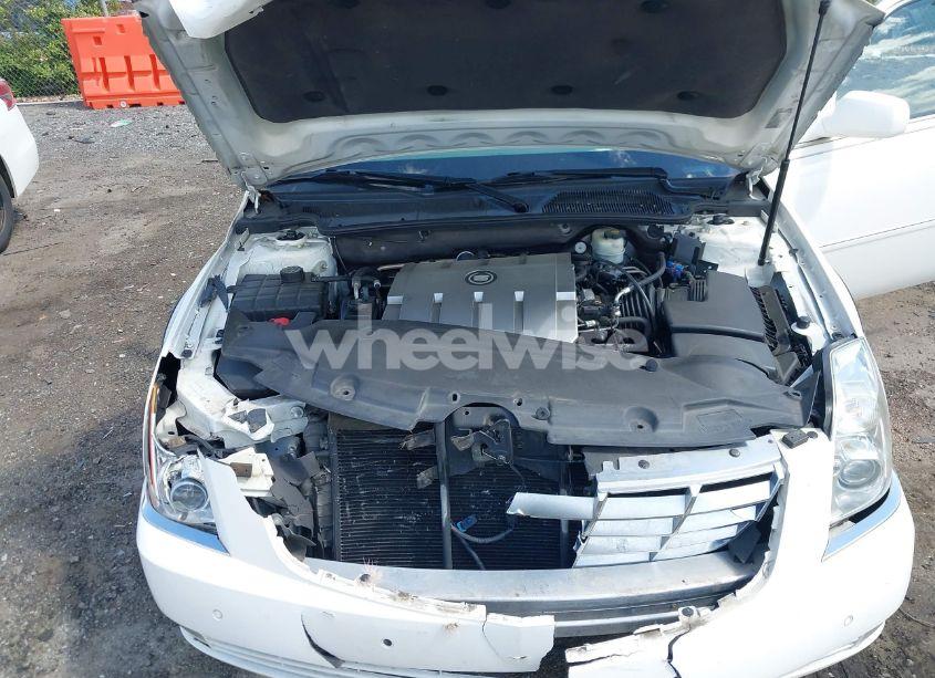 Photo 10 of 2010 Cadillac Dts LUXURY COLLECTION (VIN 1G6KD5EY0AU114294)