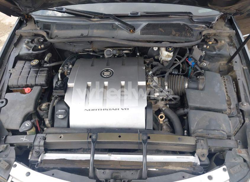 Photo 10 of 2010 Cadillac Dts LUXURY COLLECTION (VIN 1G6KD5EY1AU137342)