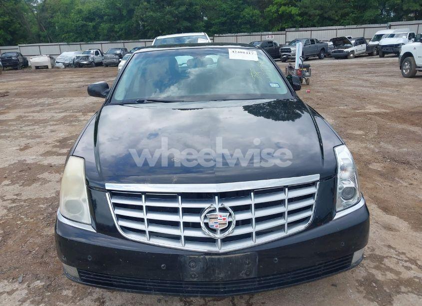 Photo 6 of 2010 Cadillac Dts LUXURY COLLECTION (VIN 1G6KD5EY1AU137342)