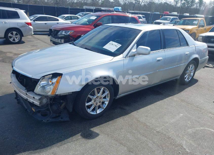 Photo 2 of 2010 Cadillac Dts LUXURY COLLECTION (VIN 1G6KD5EY2AU104673)
