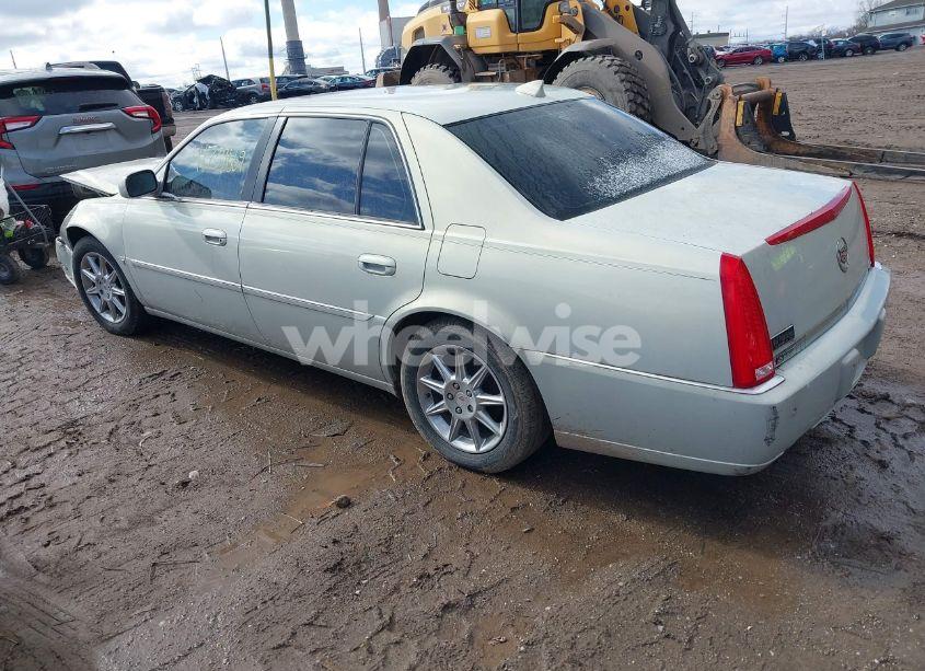 Photo 3 of 2010 Cadillac Dts LUXURY COLLECTION (VIN 1G6KD5EY2AU105662)