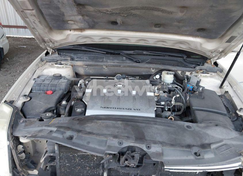 Photo 10 of 2010 Cadillac Dts LUXURY COLLECTION (VIN 1G6KD5EY3AU137052)