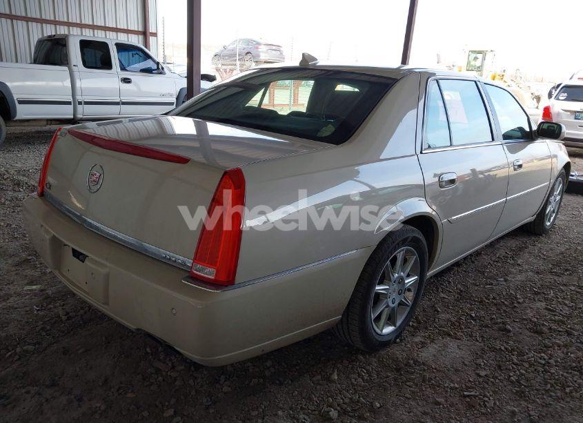 Photo 4 of 2010 Cadillac Dts LUXURY COLLECTION (VIN 1G6KD5EY3AU137052)