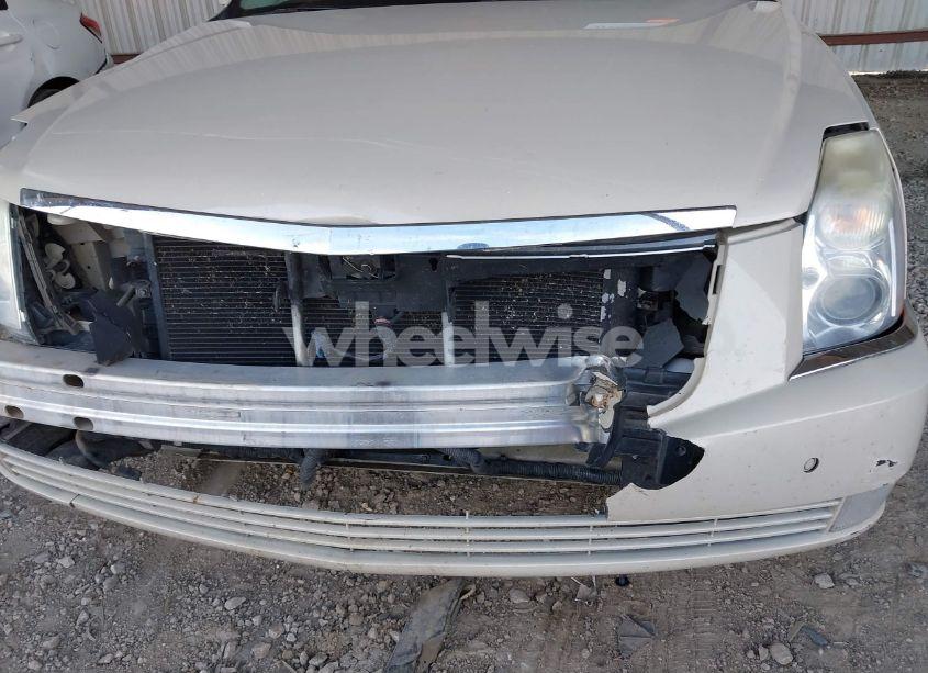 Photo 6 of 2010 Cadillac Dts LUXURY COLLECTION (VIN 1G6KD5EY3AU137052)