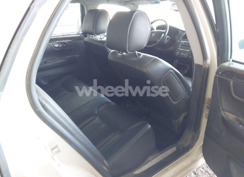 Photo 8 of 2010 Cadillac Dts LUXURY COLLECTION (VIN 1G6KD5EY3AU137052)