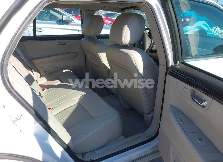 Photo 8 of 2010 Cadillac Dts LUXURY COLLECTION (VIN 1G6KD5EY8AU119629)