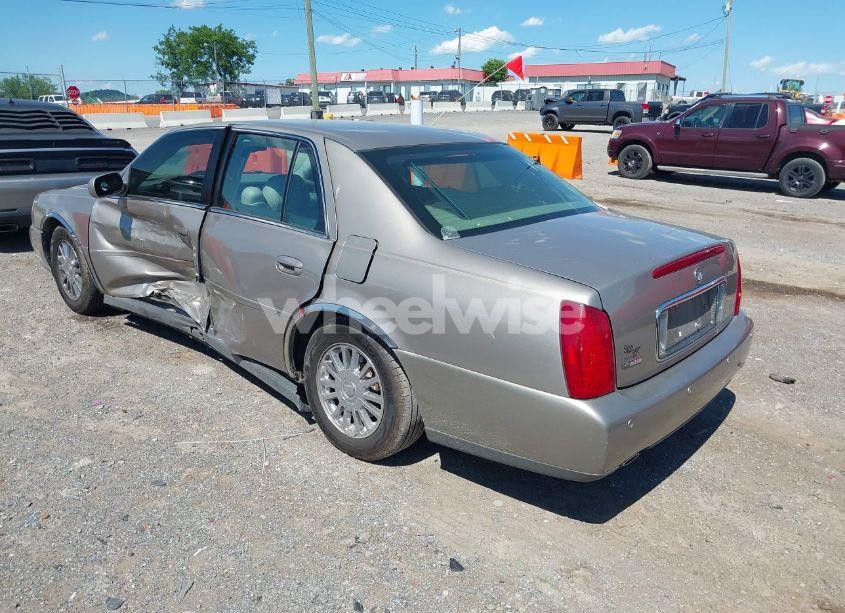 Photo 3 of 2004 Cadillac Deville DHS (VIN 1G6KE54Y04U130501)