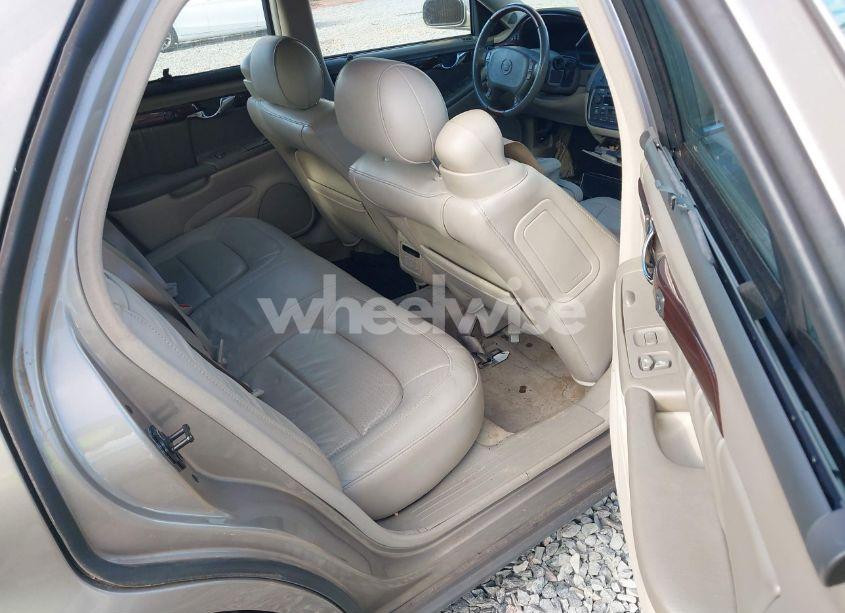 Photo 8 of 2004 Cadillac Deville DHS (VIN 1G6KE54Y34U110906)