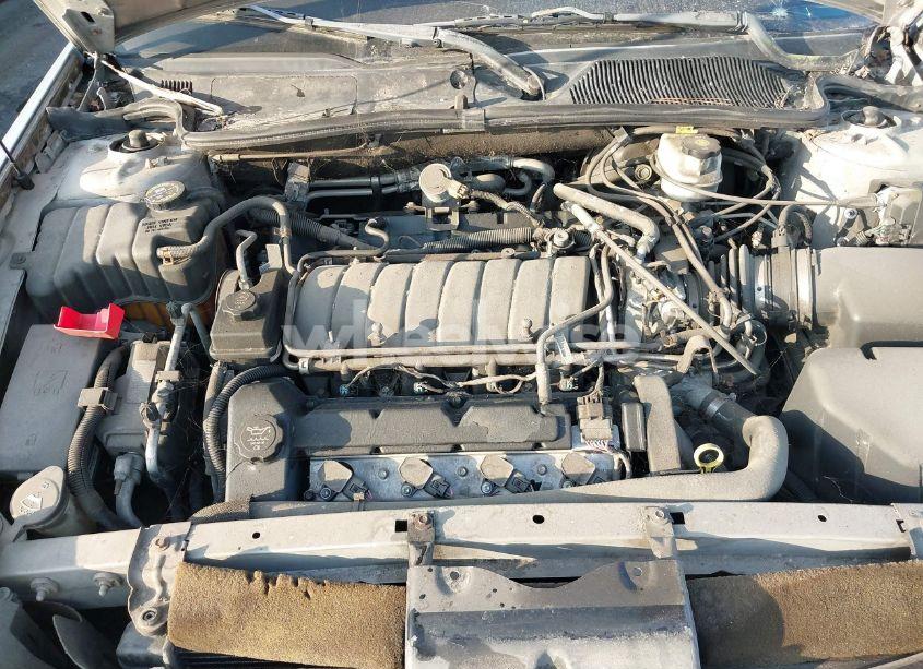 Photo 10 of 2004 Cadillac Deville DHS (VIN 1G6KE54Y44U214112)